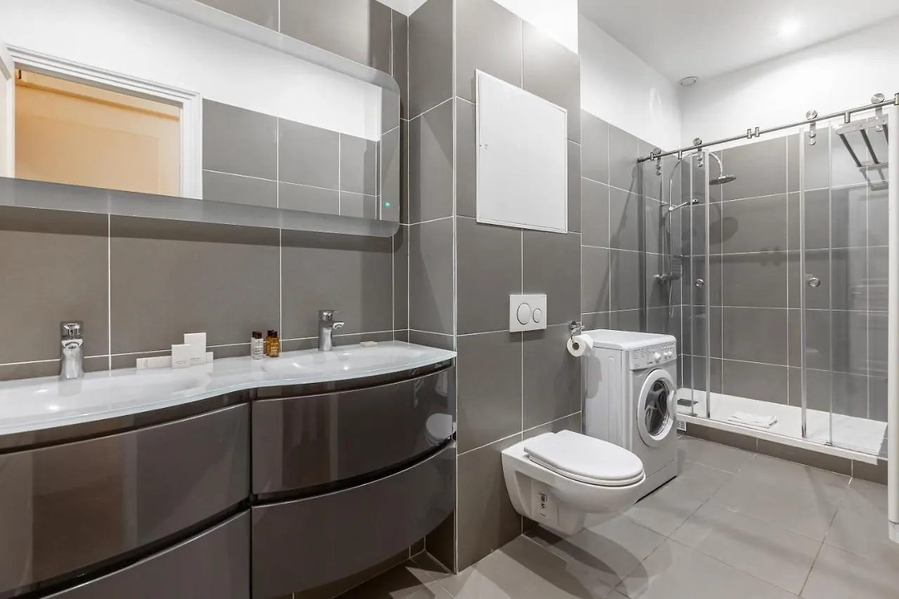 Sweett - Rue De Boetie Apartment Paris France