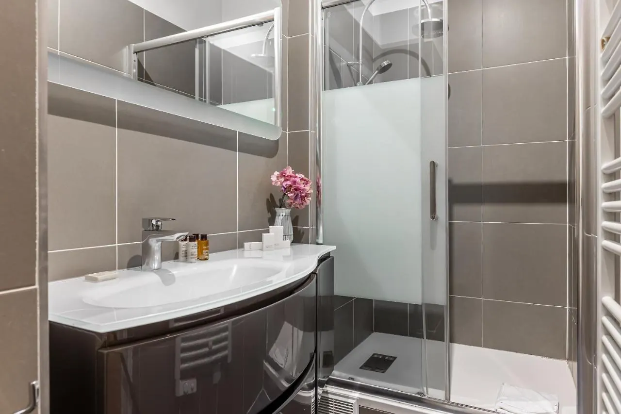 Sweett - Rue De Boetie Apartment Paris