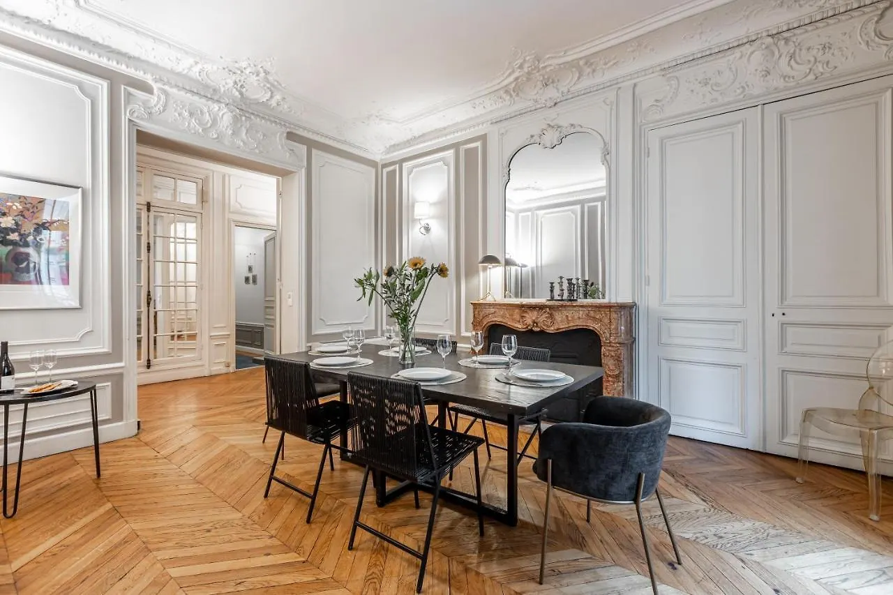 Sweett - Rue De Boetie Apartment Paris France